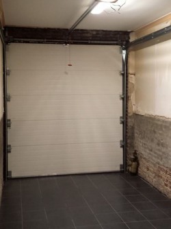 Garagedeur plaatsen